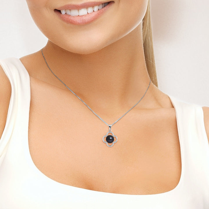 Collier Trèfle avec perle de Culture d'Eau Douce noir - Diamètre 9-10 mm